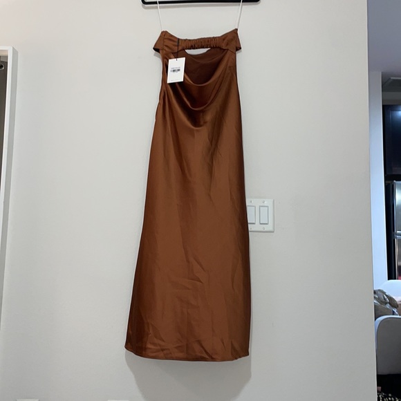 Hello Molly Run To The Top Satin Strapless Maxi Dress in BROWN SZ US 2 - Picture 2 of 6
